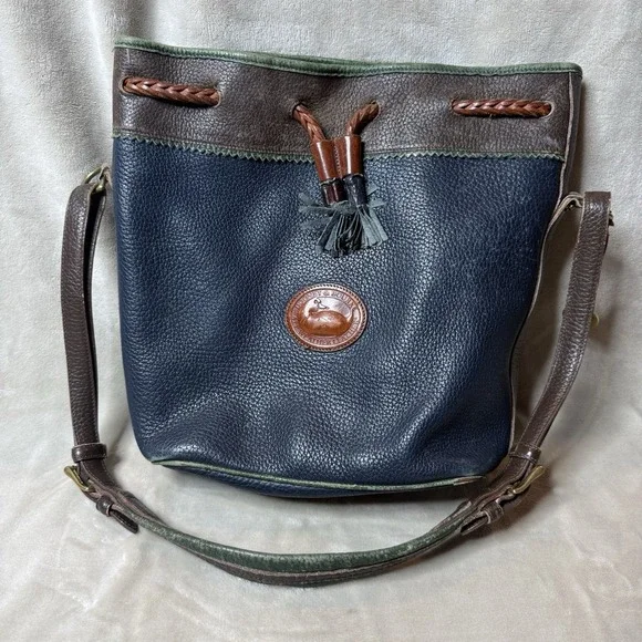 Dooney & Bourke Vintage Navy Pebbled Leather Teton Bucket Drawstring Bag - Picture 2 of 16